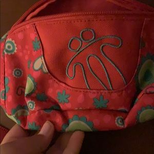 Fannypack with 🌼on it